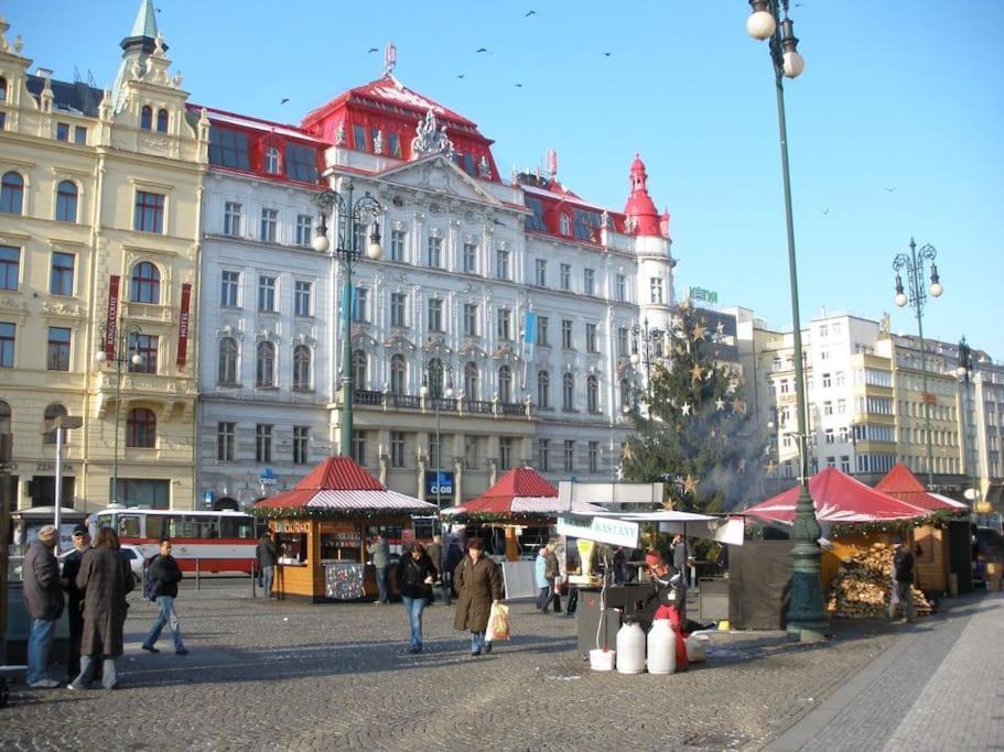Ferienwohnung Fun + Easy In The Center Of Prague! Exterior foto